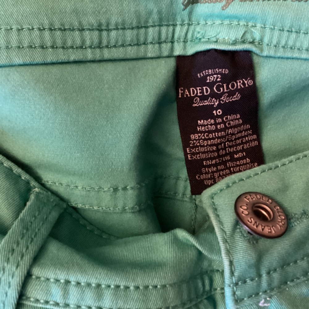 Women’s Faded Glory Capris Capri Size 10 Green - Picture 4 of 5
